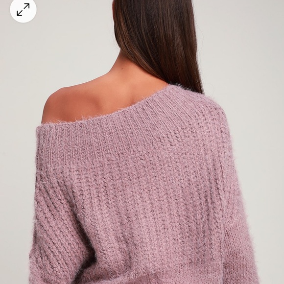 Carino Dusty Purple Off-the-Shoulder Fuzzy Cropped Sweater - Picture 4 of 6